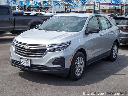 Silver Ice Metallic 2022 Chevrolet Equinox LS