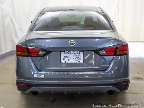2022 Nissan Altima SR VC-Turbo FWD