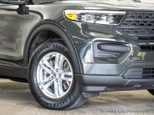 2022 Ford Explorer Base