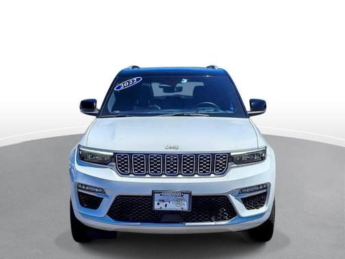 Bright White Clearcoat 2022 Jeep Grand Cherokee Summit