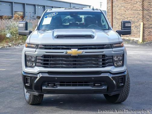 2025 Chevrolet Silverado 2500 Custom