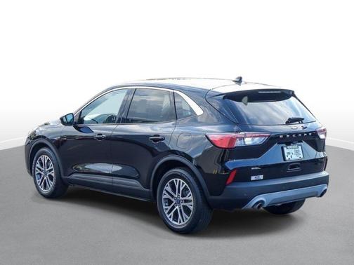 Agate Black Metallic 2022 Ford Escape SEL