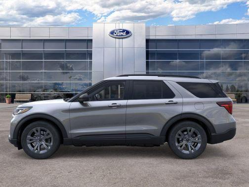 CARBONIZED GRAY METALLIC 2026 Ford Explorer Active w/200A Pkg