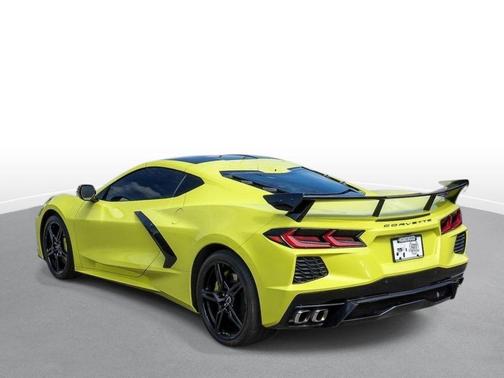 Accelerate Yellow Metallic 2020 Chevrolet Corvette Stingray w/3LT