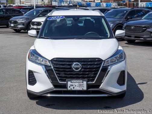 Fresh Powder 2022 Nissan Kicks SV