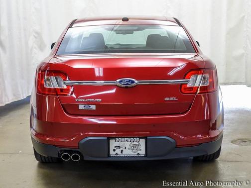 2010 Ford Taurus SEL