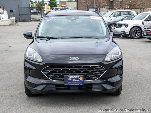 AGATE BLACK METALLIC 2021 Ford Escape SE