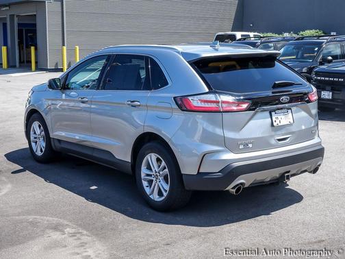 ICONIC SILVER 2020 Ford Edge SEL