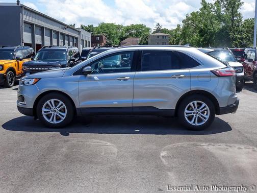 ICONIC SILVER 2020 Ford Edge SEL