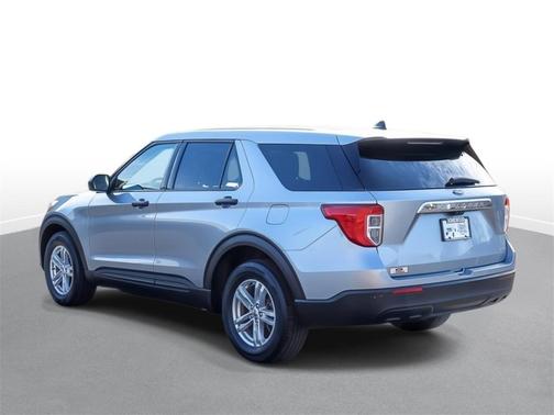 2022 Ford Explorer Base