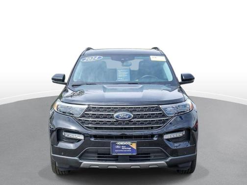 AGATE BLACK METALLIC 2024 Ford Explorer XLT