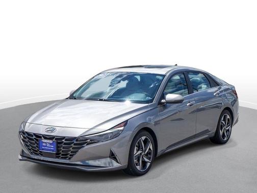 Fluid Metal 2023 Hyundai ELANTRA Limited