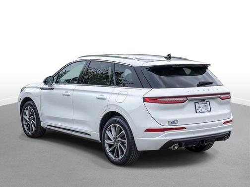 PRISTINE WHITE MET 3C 2024 Lincoln Corsair Grand Touring