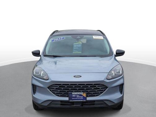 ICED BLUE SILVER METALLIC 2022 Ford Escape SE