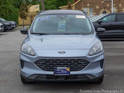 ICED BLUE SILVER METALLIC 2022 Ford Escape SE