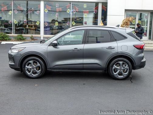 Gray Metallic 2025 Ford Escape ST-Line Select