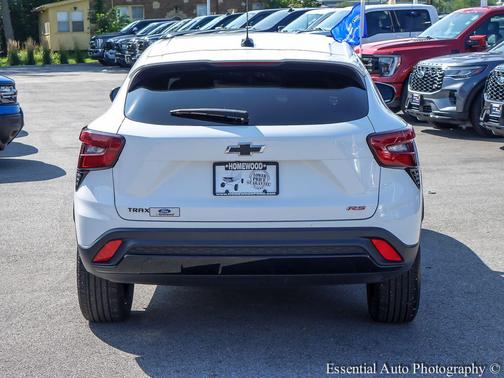 Summit White 2024 Chevrolet Trax FWD 1RS