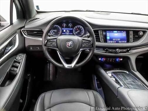 2023 Buick Enclave Essence AWD