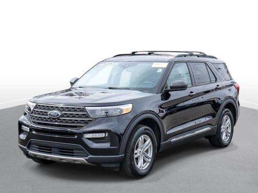 AGATE BLACK METALLIC 2022 Ford Explorer XLT
