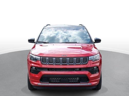 Redline Pearlcoat 2023 Jeep Compass High Altitude