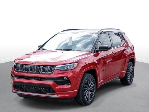 Redline Pearlcoat 2023 Jeep Compass High Altitude