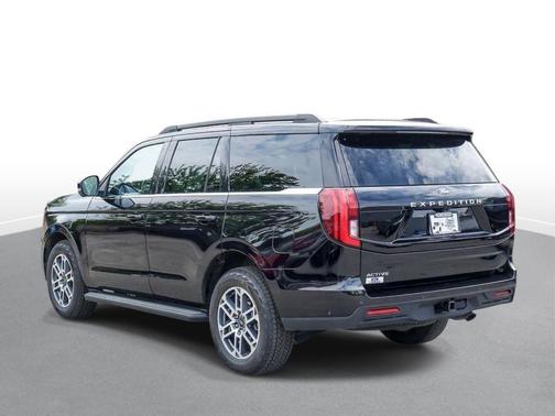 AGATE BLACK METALLIC 2025 Ford Expedition Active
