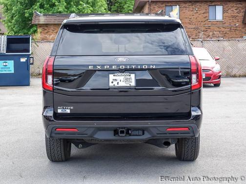 AGATE BLACK METALLIC 2025 Ford Expedition Active