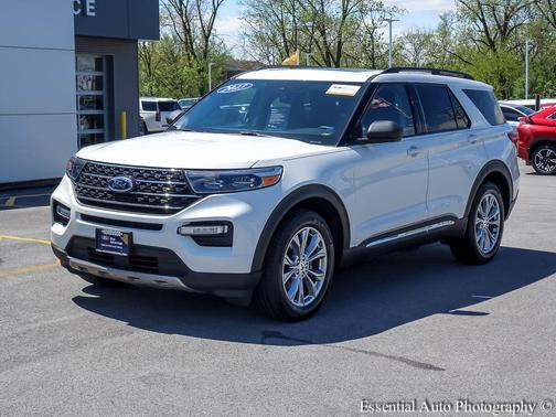 STAR WHITE MET TRI-COAT 2023 Ford Explorer XLT