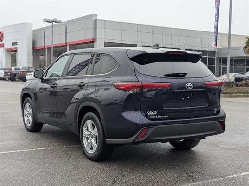 Blueprint 2023 Toyota Highlander LE