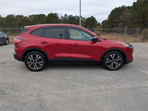 2021 Ford Escape SE