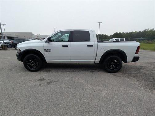 2024 RAM 1500 Classic Warlock Crew Cab 4x4 5'7' Box