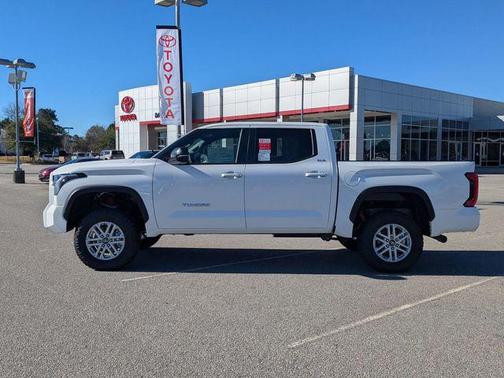2025 Toyota Tundra SR5