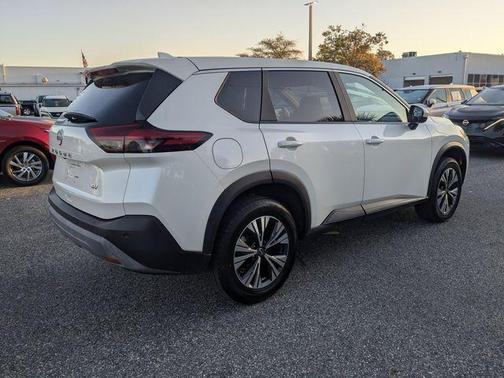 Pearl White 2023 Nissan Rogue SV