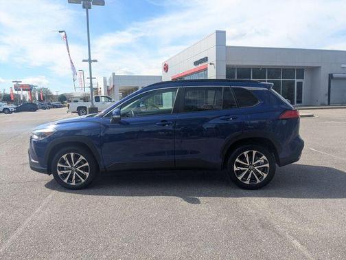 2023 Toyota Corolla Cross XLE