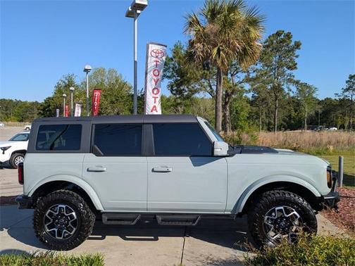 2024 Ford Bronco Outer Banks