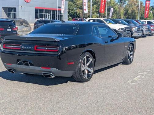 2015 Dodge Challenger R/T Plus