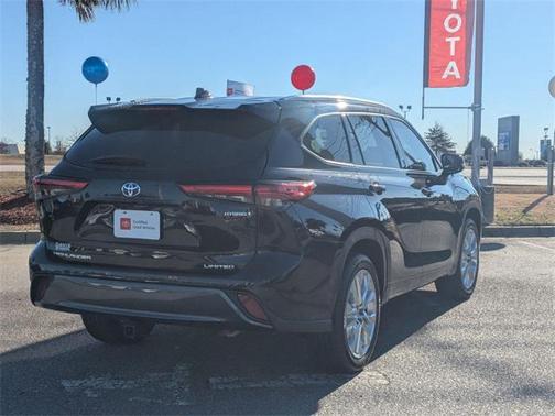 2022 Toyota Highlander Hybrid Limited