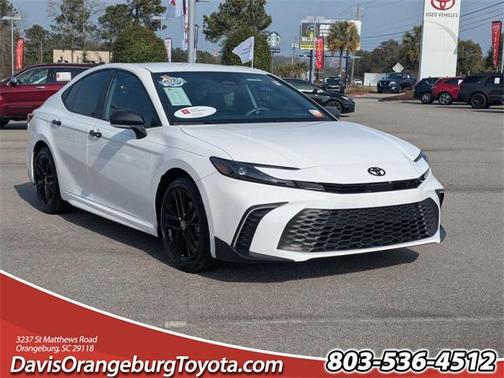 2025 Toyota Camry SE