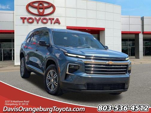 Lakeshore Blue 2025 Chevrolet Traverse LT