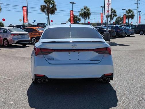 2019 Toyota Avalon Touring