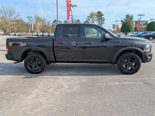 2024 RAM 1500 Classic Warlock Crew Cab 4x4 5'7' Box