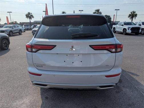 2024 Mitsubishi Outlander SE Black Edition S-AWC