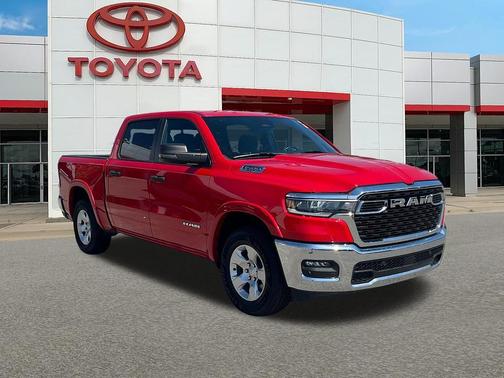 Flame Red Clearcoat 2025 RAM 1500 Big Horn/Lone Star