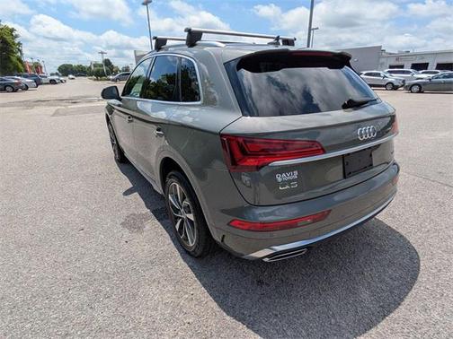 2023 Audi Q5 45 S line Premium Plus