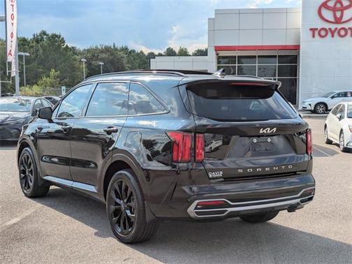 2022 Kia Sorento SX