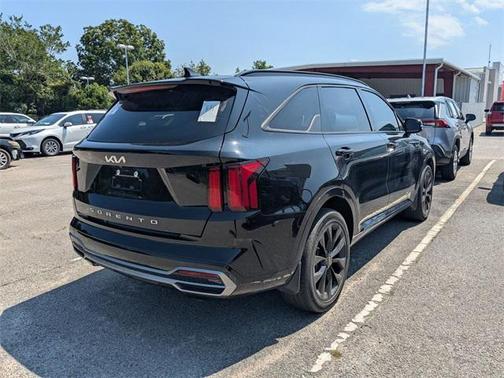 2022 Kia Sorento SX