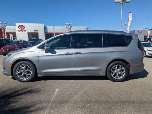 2018 Chrysler Pacifica Limited