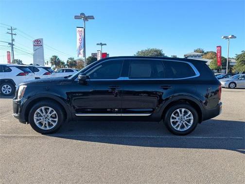 2022 Kia Telluride LX