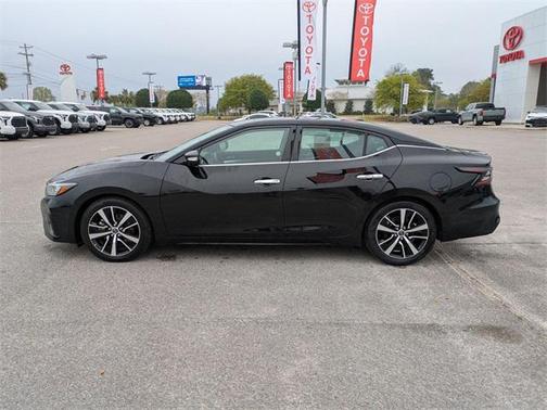 2023 Nissan Maxima SV Xtronic CVT