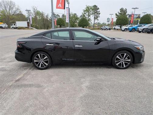 2023 Nissan Maxima SV Xtronic CVT